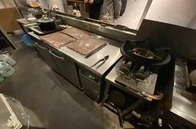 【広島 八丁堀駅 徒歩2分】えびす通り商店街の1階路面 飲食店居抜き／13.76坪／広島中心部の開業向け店舗